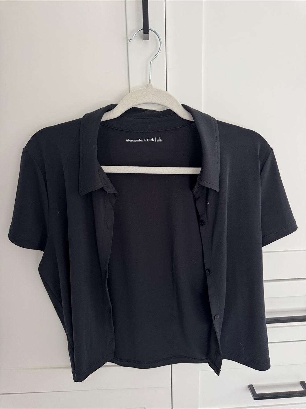Abercrombie & Fitch Black Short-Sleeve Shirt